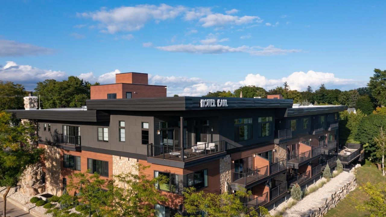 The Earl In Charlevoix Hotel Exterior foto