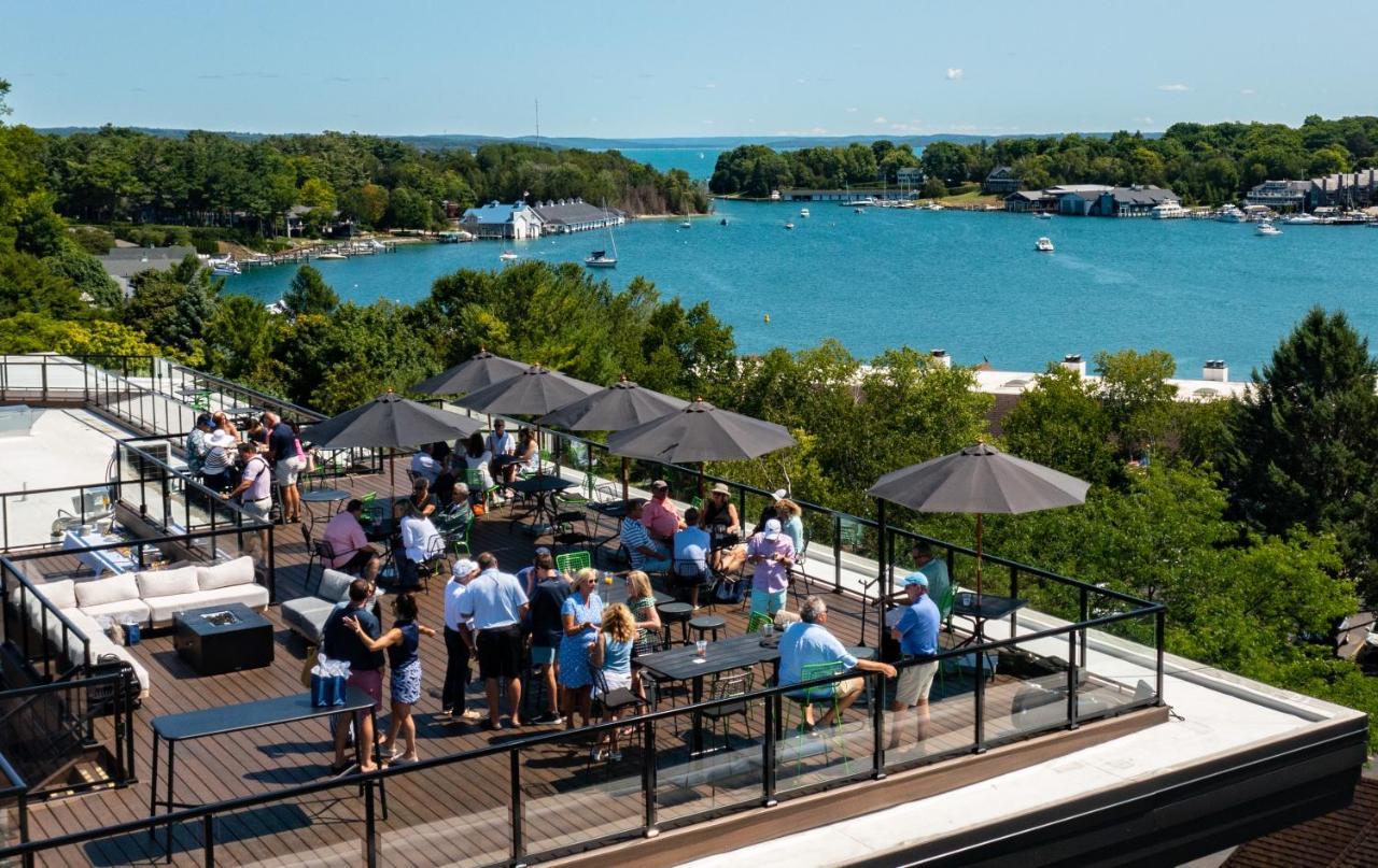 The Earl In Charlevoix Hotel Exterior foto