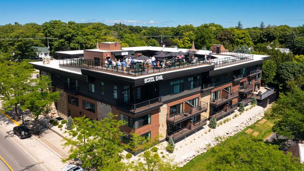 The Earl In Charlevoix Hotel Exterior foto